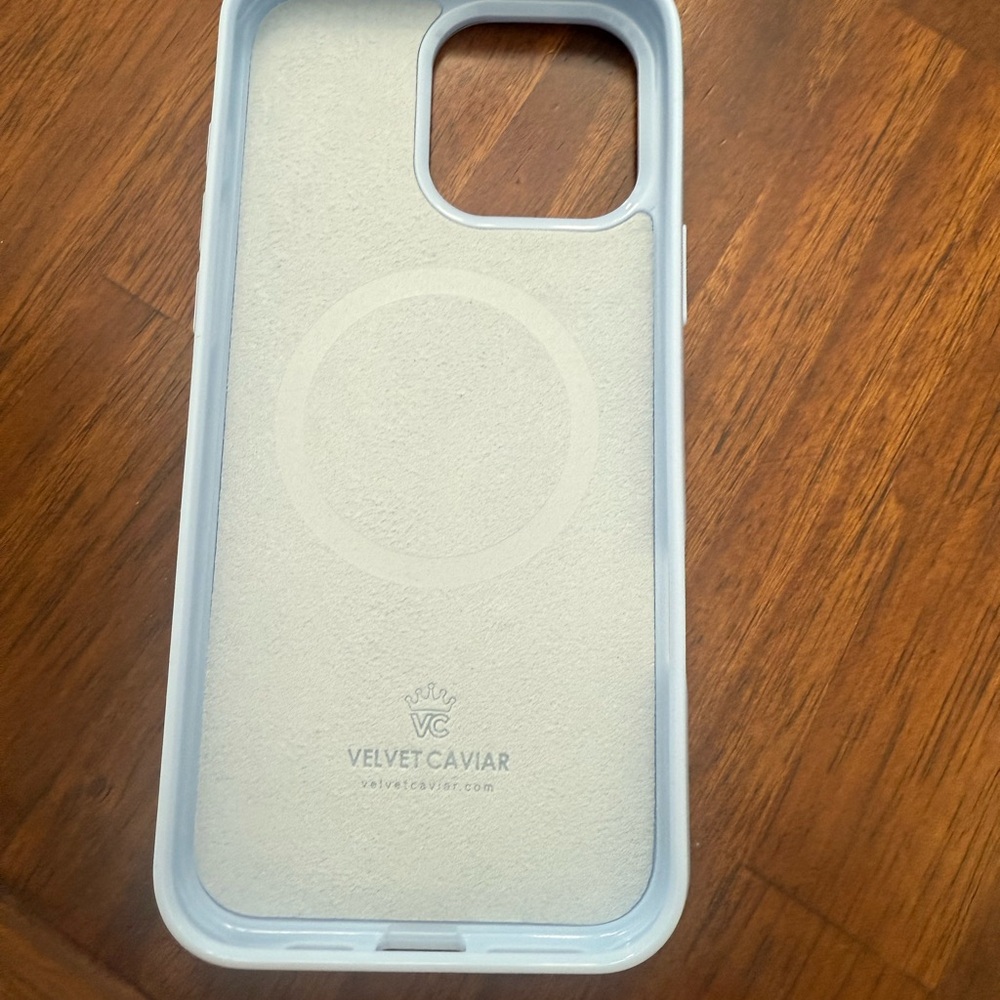 Velvet Caviar iPhone 16 Pro Max Case - Picture 5 of 5